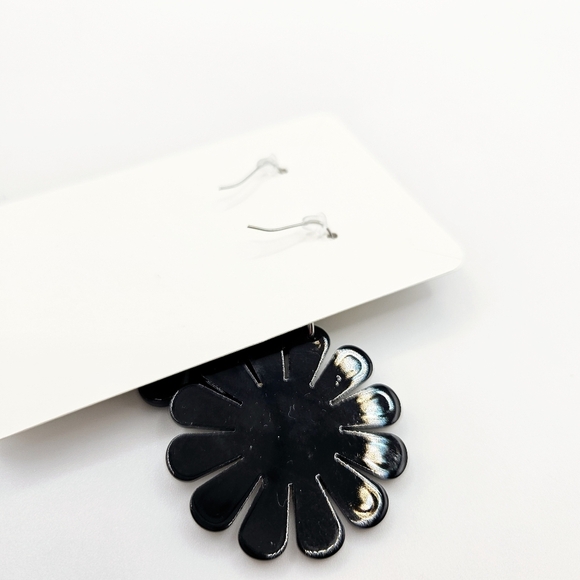 Halloween Jack O'Lantern Flower Daisy Lightweight Acrylic Earrings New - Picture 2 of 2